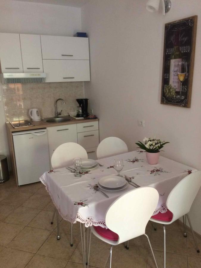 Apartmani Nadija Rovinj Bagian luar foto